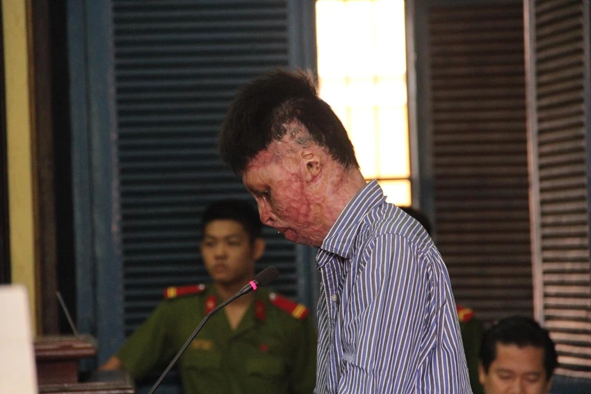 Biển đang nghe toà tuyên án