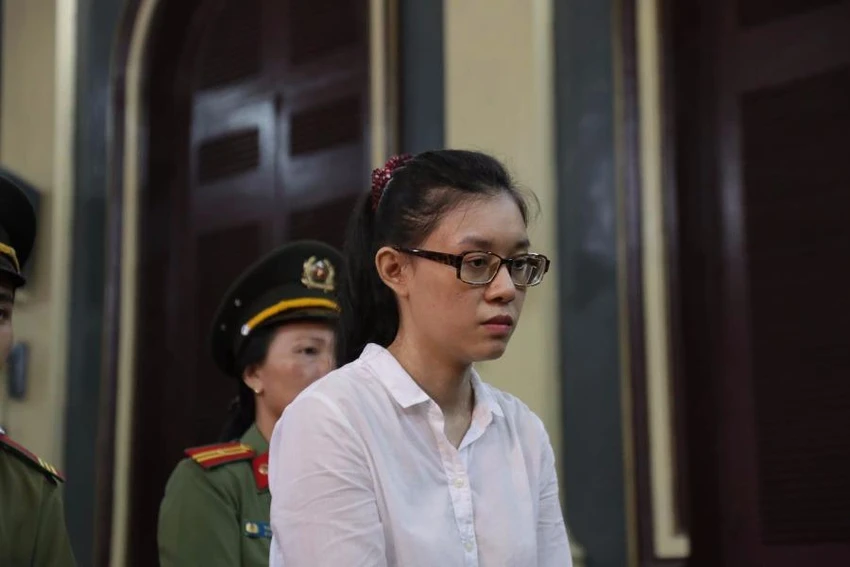 Bạn thân Thuỳ Dung cùng ra toà với hoa hậu Phương Nga