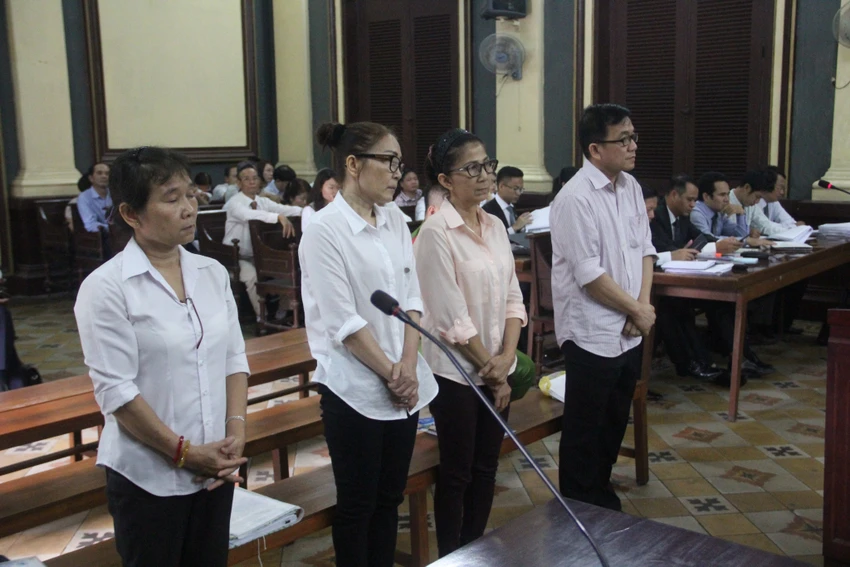 Tổng giám đốc lừa hàng trăm tỉ từ bán nhà khu đất vàng ở TPHCM ảnh 1 Tổng giám đốc lừa hàng trăm tỉ từ bán nhà khu đất vàng ở TPHCM ảnh 1