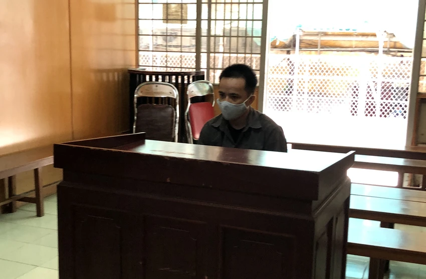 Chưa xong án trộm lại thêm tội cướp ảnh 1