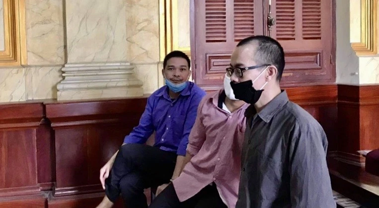 Cặp vợ chồng 'hờ' tổ chức cho 128 người trốn đi nước ngoài ảnh 1