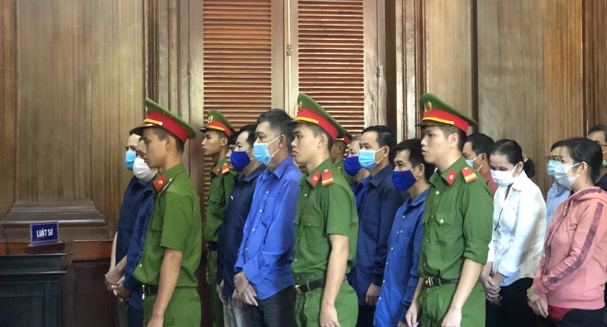 Đang xử cựu giám đốc bị cáo buộc tham ô 5,1 tỉ đồng ảnh 1