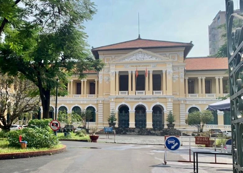 TAND TP.HCM đang thụ lý giải quyết vụ Nguyễn Hữu Ngọc bị truy tố về tội giết chính con ruột mình. Ảnh: H.YẾN TAND TP.HCM đang thụ lý giải quyết vụ Nguyễn Hữu Ngọc bị truy tố về tội giết chính con ruột mình. Ảnh: H.YẾN