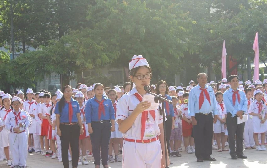 Em Hà Huỳnh Bảo Trân, đại biểu Cháu ngoan Bác Hồ 