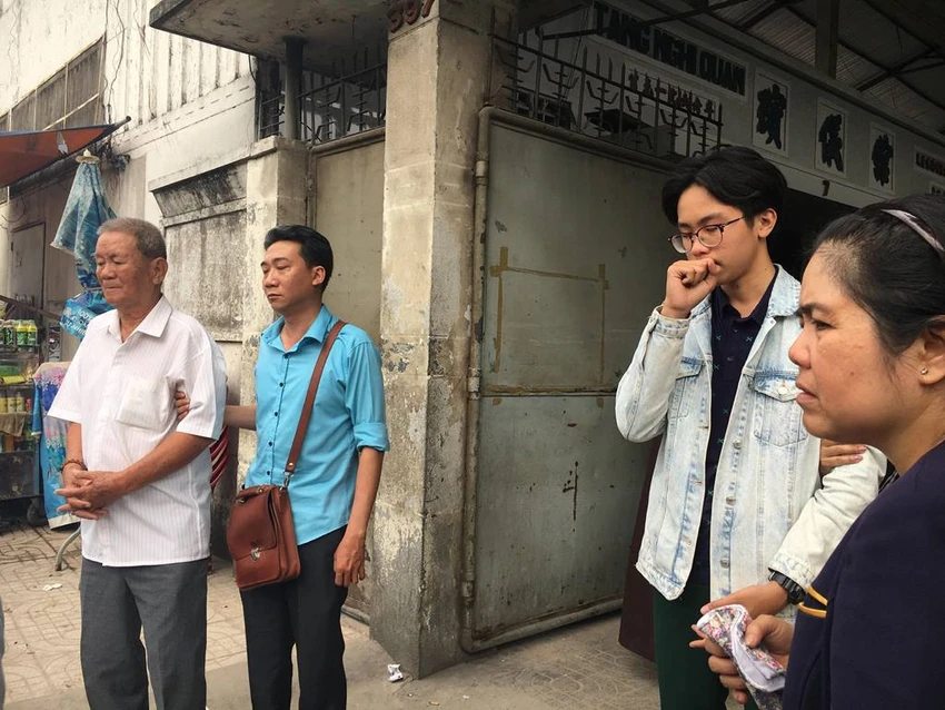 Người thân khóc đưa chủ tịch phường Nguyễn Thái Bình ảnh 3 Người thân khóc đưa chủ tịch phường Nguyễn Thái Bình ảnh 3