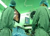 Cắt gan nội soi kéo dài cuộc sống cho người ung thư gan