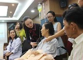 Giải cứu phụ nữ mang khối u 50 kg gần 4 năm