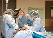 ‘Việt Nam đã chọn tôi… cho những ca khó’