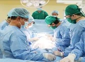Chị gái sống nhờ quả thận người em trai