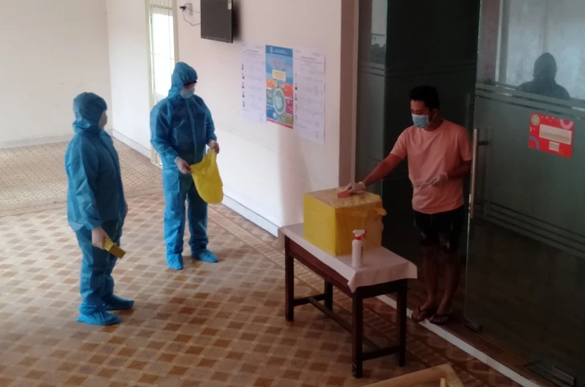 TP.HCM: Bệnh nhân COVID-19, người cách ly với niềm vui bầu cử ảnh 3 TP.HCM: Bệnh nhân COVID-19, người cách ly với niềm vui bầu cử ảnh 3