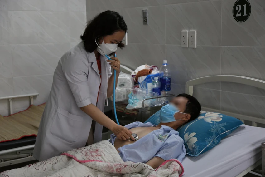 B. đã qua nguy kịch sau khi uống 80 viên thuốc ngủ tự tử. Ảnh: VT B. đã qua nguy kịch sau khi uống 80 viên thuốc ngủ tự tử. Ảnh: VT