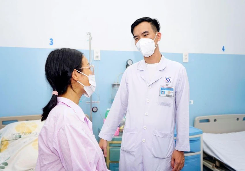 Thai phụ bị vỡ gan đã qua nguy hiểm và sắp được xuất viện. Ảnh: BVCC Thai phụ bị vỡ gan đã qua nguy hiểm và sắp được xuất viện. Ảnh: BVCC