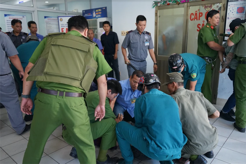 Một buổi diễn tập tình huống giả định và kích hoạt Code Grey tại Bệnh viện Nhân dân Gia Định. Ảnh: BVGD Một buổi diễn tập tình huống giả định và kích hoạt Code Grey tại Bệnh viện Nhân dân Gia Định. Ảnh: BVGD