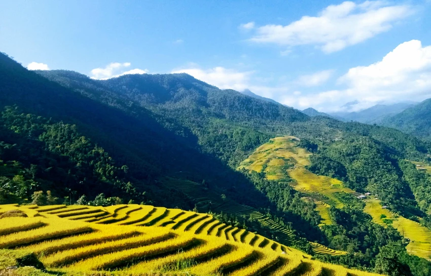 Đường đến Xà Phìn đẹp nao lòng. Ảnh: NÚI XANH Đường đến Xà Phìn đẹp nao lòng. Ảnh: NÚI XANH