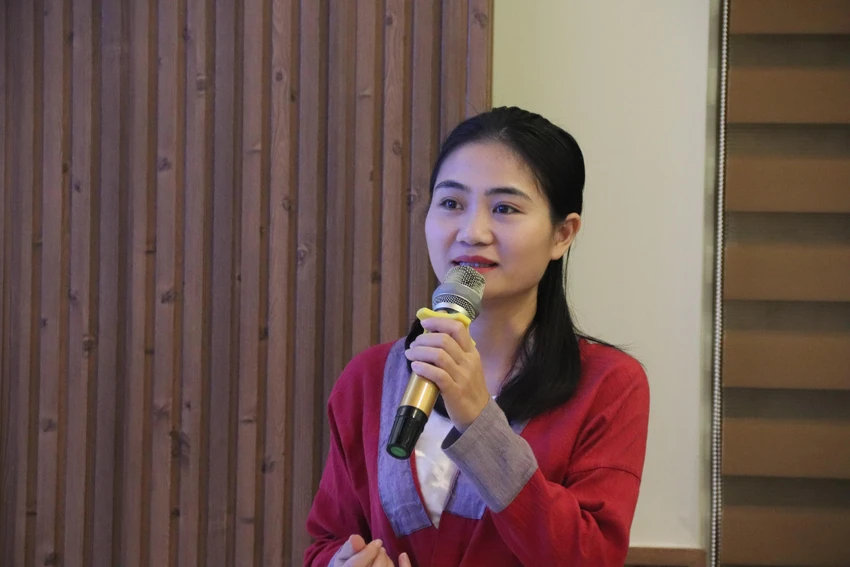 Bạn Nguyễn Lê Ngọc Linh, chia sẻ về hành trình vất vả hình thành Vườn rừng Bản Thổ. Bạn Nguyễn Lê Ngọc Linh, chia sẻ về hành trình vất vả hình thành Vườn rừng Bản Thổ.