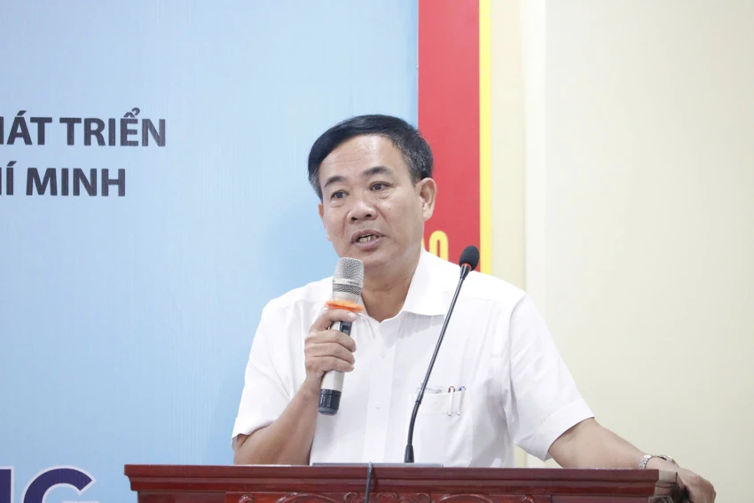 nền công vụ (1).jpg