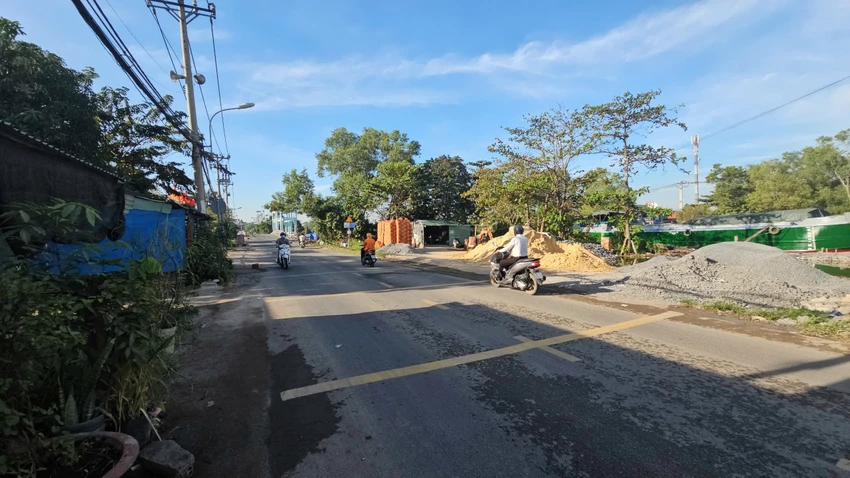 phụ xe tải.jpg