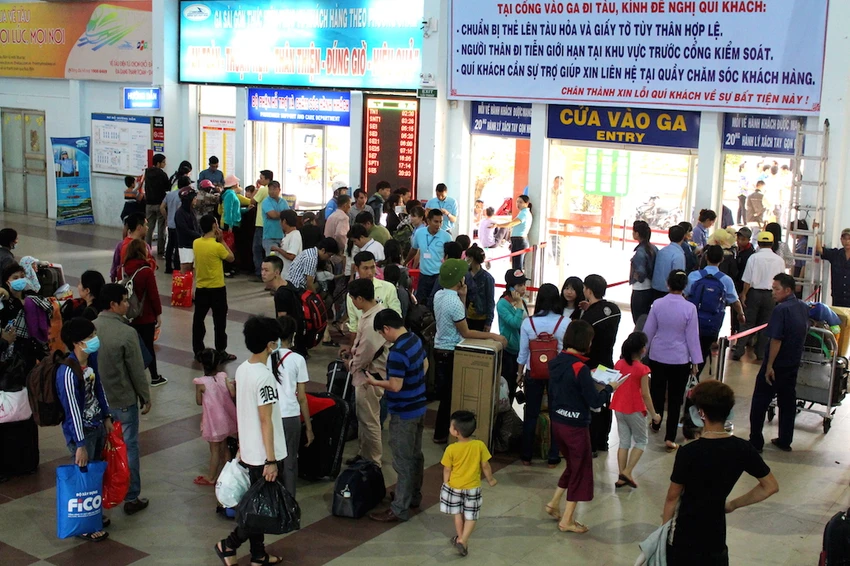 Thêm 2 tuyến xe buýt vào ga Sài Gòn phục vụ Tết ảnh 3 Thêm 2 tuyến xe buýt vào ga Sài Gòn phục vụ Tết ảnh 3