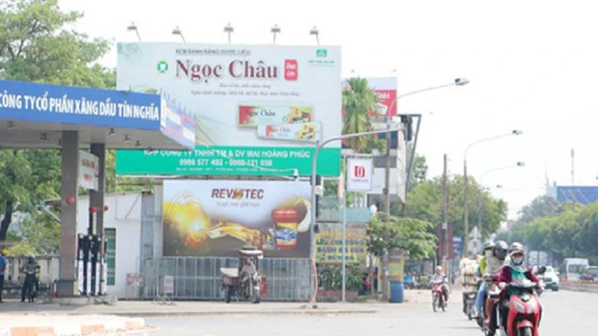 Khu đất “vàng” tại ngã tư Tân Phong thuộc phường Trảng Dài có thể thuộc diện kiểm tra. Ảnh: AX Khu đất “vàng” tại ngã tư Tân Phong thuộc phường Trảng Dài có thể thuộc diện kiểm tra. Ảnh: AX