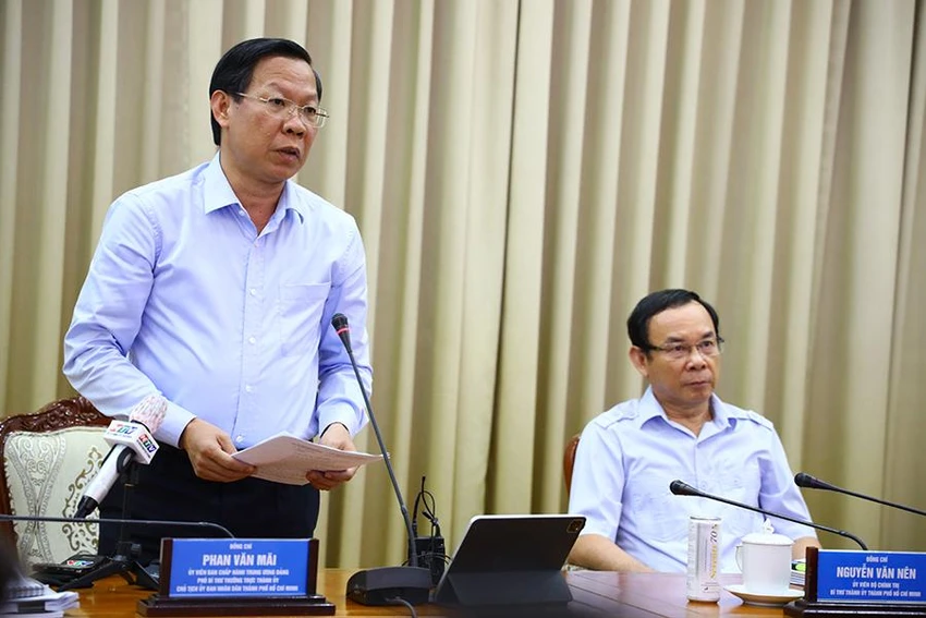 Chủ tịch UBND TP.HCM Phan Văn Mãi phát biểu chỉ đạo tại buổi họp. Ảnh: TTBC