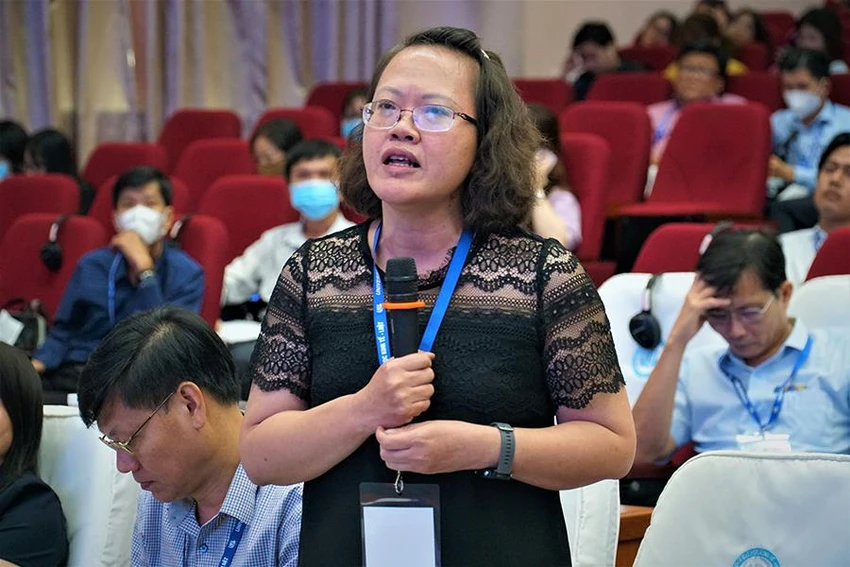 Bà Nguyễn Thị Trang Nhung (Tổng cục Thủy sản) cho biết nỗ lực của Việt Nam trong việc chống lại hoạt động IUU được EU đánh giá tích cực. Ảnh: BẢO PHƯƠNG