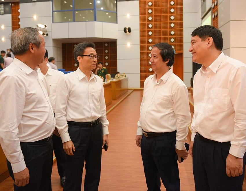 Các đại biểu trao đổi tại hội nghị. Ảnh: TTTT Các đại biểu trao đổi tại hội nghị. Ảnh: TTTT