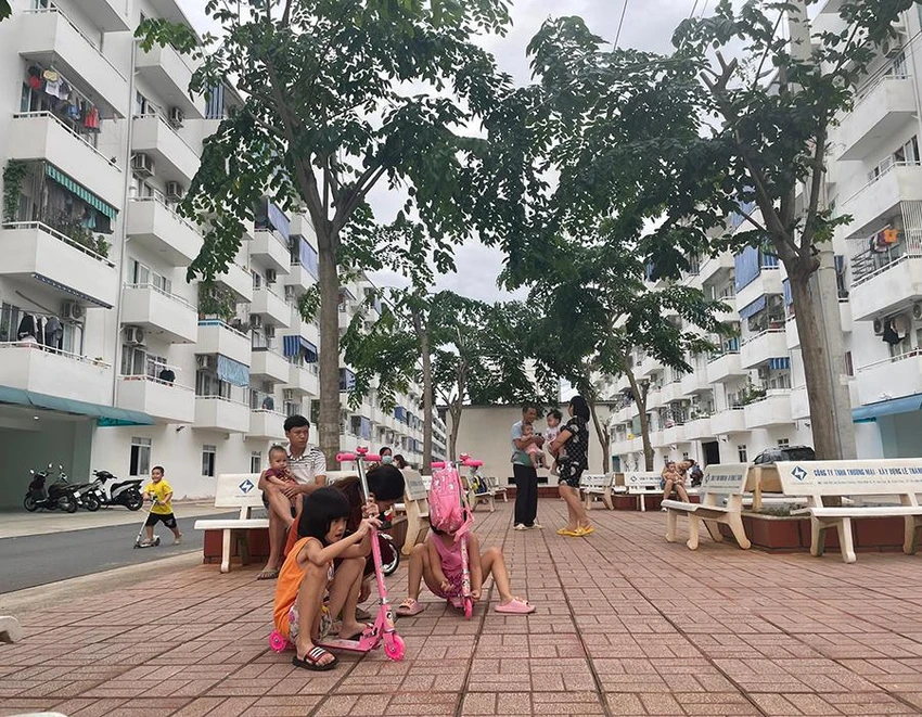 Người lao động được an cư trong các căn nhà ở xã hội thuê dài hạn. Ảnh: V.HOA Người lao động được an cư trong các căn nhà ở xã hội thuê dài hạn. Ảnh: V.HOA