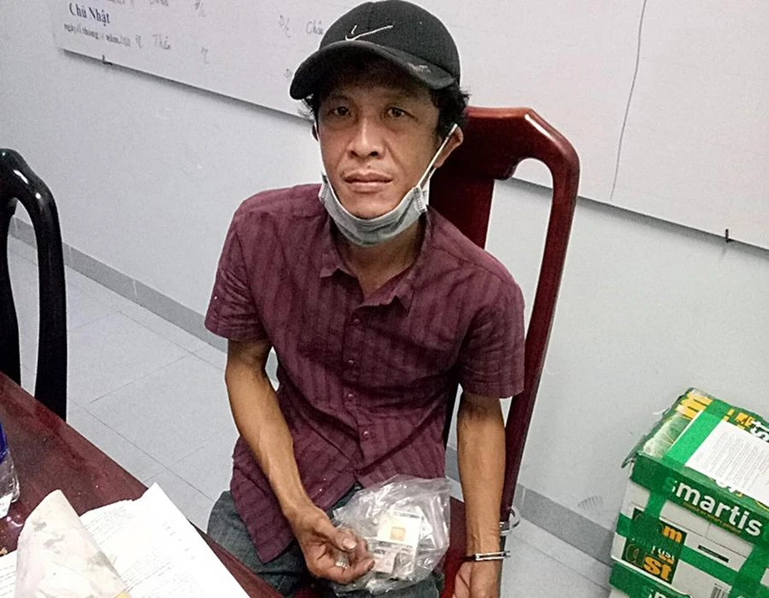 Bị can Linh bị bắt sau 26 năm lẩn trốn. Bị can Linh bị bắt sau 26 năm lẩn trốn.