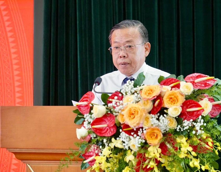 Bí thư Thành ủy TP Thủ Đức Nguyễn Hữu Hiệp phát biểu chỉ đạo tại kỳ họp. Ảnh: BẢO PHƯƠNG Bí thư Thành ủy TP Thủ Đức Nguyễn Hữu Hiệp phát biểu chỉ đạo tại kỳ họp. Ảnh: BẢO PHƯƠNG