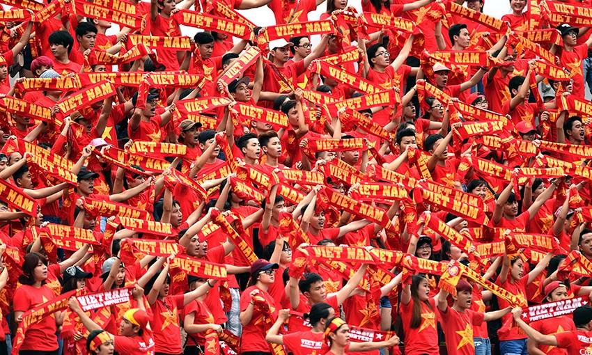 10 năm sau, Fair Play không chỉ đẹp trên sân cỏ mà đẹp cả ở khán đài. Ảnh: ANH PHƯƠNG 10 năm sau, Fair Play không chỉ đẹp trên sân cỏ mà đẹp cả ở khán đài. Ảnh: ANH PHƯƠNG