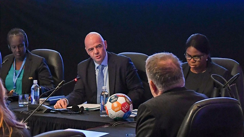 FIFA mở thêm nhiều giải rồi lại lập “nhóm phúc lợi” chăm sóc và giám sát sức khỏe của cầu thủ. Ảnh: FIFA FIFA mở thêm nhiều giải rồi lại lập “nhóm phúc lợi” chăm sóc và giám sát sức khỏe của cầu thủ. Ảnh: FIFA
