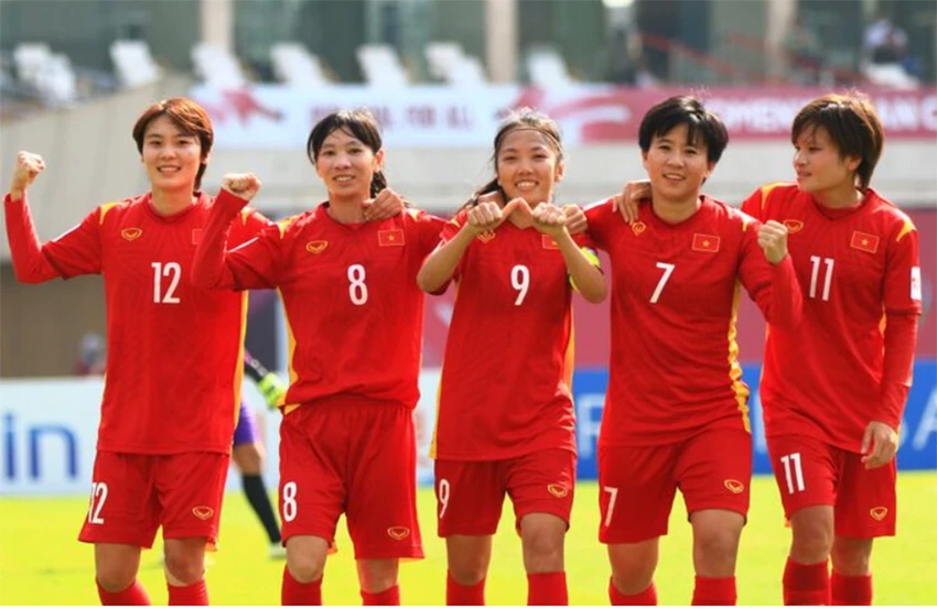 Thầy trò HLV Mai Đức Chung vượt qua vòng loại thứ nhất Olympic Paris 2024 và bắt đầu hướng đến mục tiêu vô địch SEA Games lần thứ tư liên tiếp. Ảnh: ANH PHƯƠNG Thầy trò HLV Mai Đức Chung vượt qua vòng loại thứ nhất Olympic Paris 2024 và bắt đầu hướng đến mục tiêu vô địch SEA Games lần thứ tư liên tiếp. Ảnh: ANH PHƯƠNG