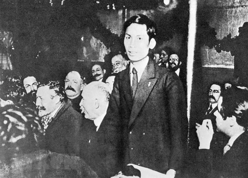 Từ ngày 25 đến 30-12-1920, Nguyễn Ái Quốc tham dự Đại hội lần thứ 18 Đảng Xã hội Pháp ở TP Tours. Ảnh: Tư liệu