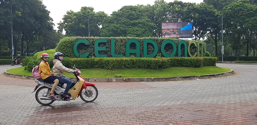 Chủ đầu tư dự án Celadon City và Công ty Khải Thịnh bị TP xử phạt vì bán nhà sai luật. Ảnh: KIÊN CƯỜNG
