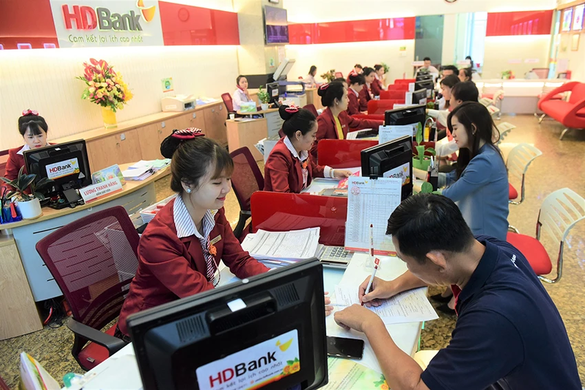 Ngân hàng giảm lãi suất