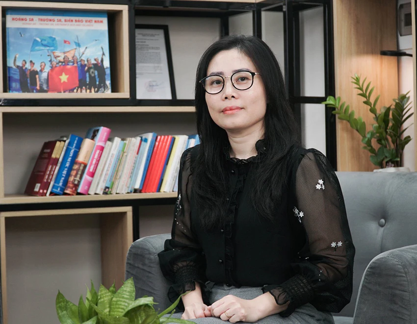 Kinh tế TP.HCM: Tránh 'hiệu ứng chèn lấn'