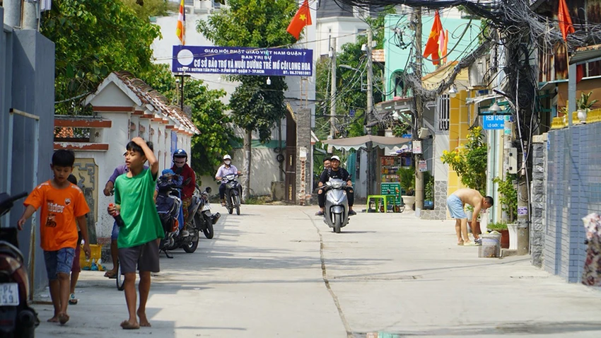 hiến đất