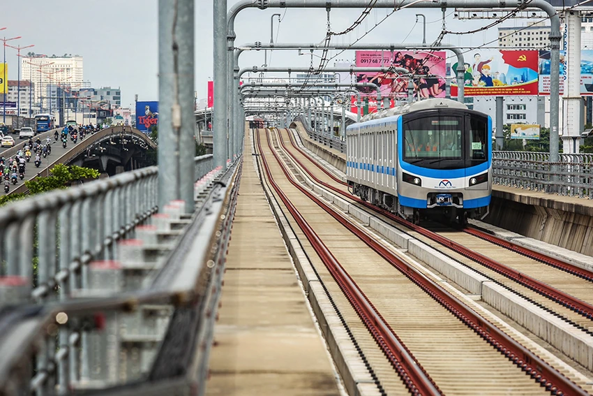 p8-9-bai1_vietlong_metrotphcmvahanoi_h2-thylan.docx.jpg