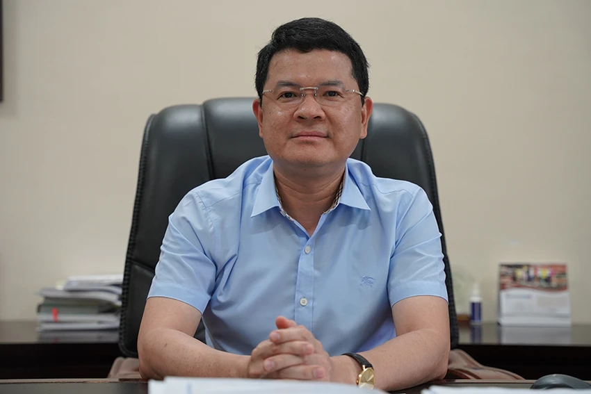 P23_BOX_HOANG HAI MINH.jpg
