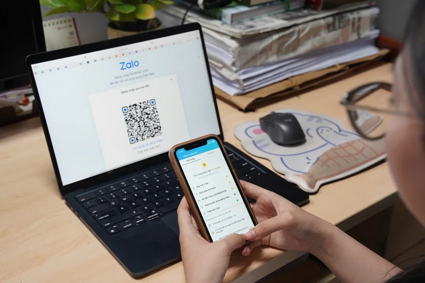 Trước điều kiện giao dịch chung mang dáng dấp của hợp đồng mẫu, người dùng hoặc chấp nhận toàn bộ hoặc... “nghỉ chơi” với Zalo. Ảnh: THUẬN VĂN