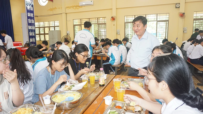 P1213_Chinh-h2.jpg
