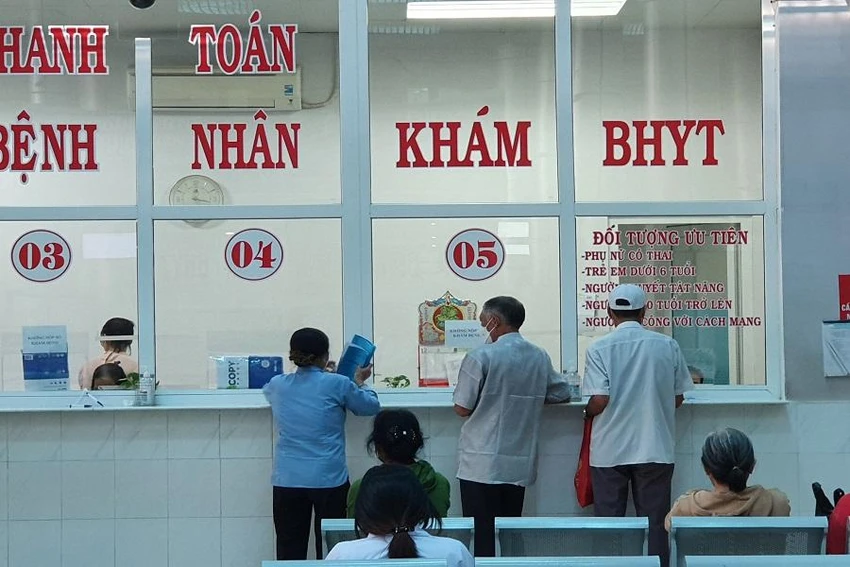 Thiếu nhân lực đấu thầu thuốc dẫn đến tình trạng thiếu thuốc. Ảnh HT Thiếu nhân lực đấu thầu thuốc dẫn đến tình trạng thiếu thuốc. Ảnh HT