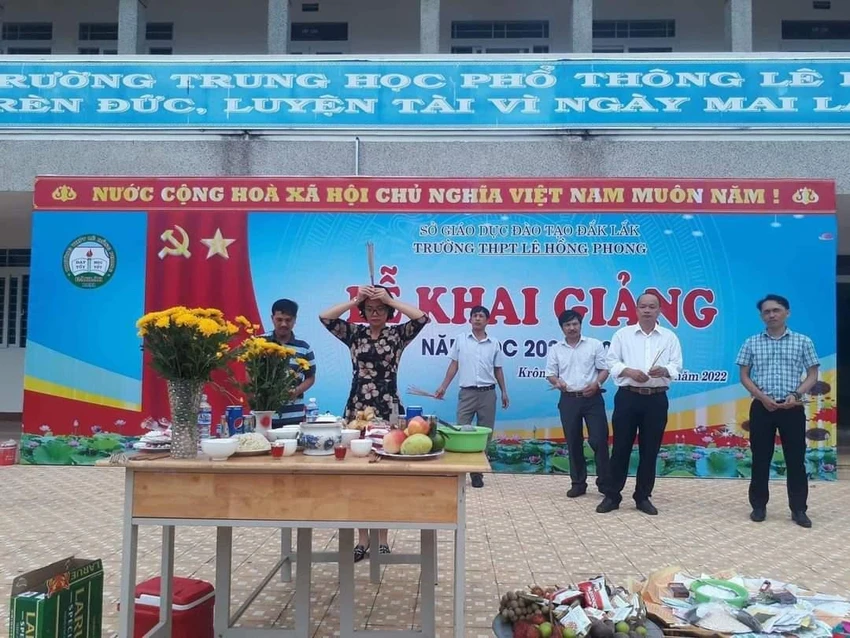 Hình ảnh xuất hiện trên mạng xã hội. Ảnh FB Hình ảnh xuất hiện trên mạng xã hội. Ảnh FB