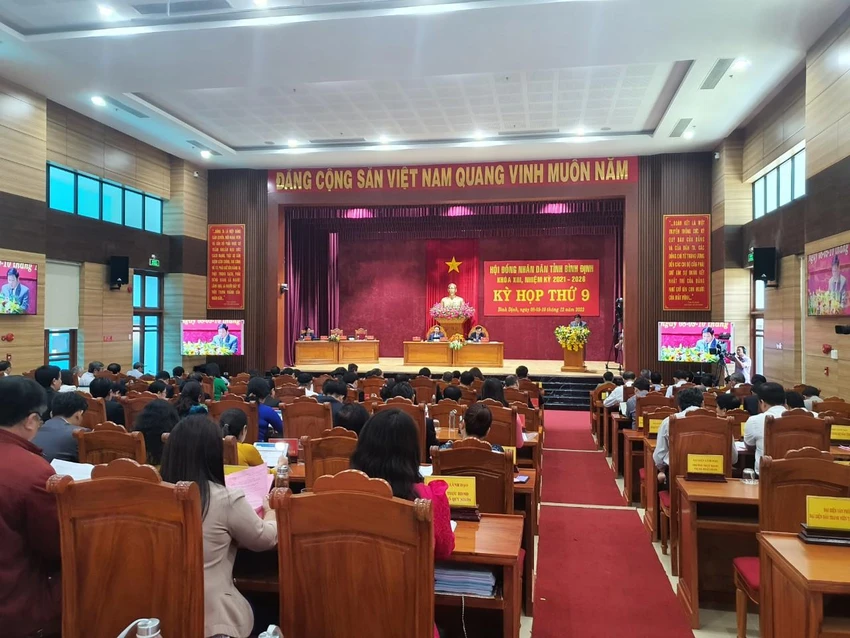 Nhiều vấn đề về kinh tế, xã hội, chính trị được đưa ra tại kỳ họp. Ảnh QN Nhiều vấn đề về kinh tế, xã hội, chính trị được đưa ra tại kỳ họp. Ảnh QN