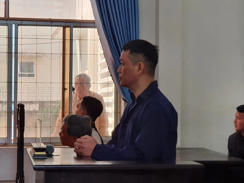 Bị cáo Lê Thanh Trung tại toà. Ảnh QN Bị cáo Lê Thanh Trung tại toà. Ảnh QN