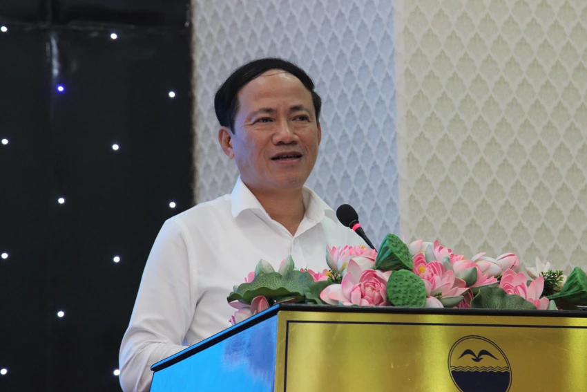 Ông Phạm Anh Tuấn, Chủ tịch UBND tỉnh Bình Định nêu một số giải pháp nhằm nâng cao hiệu quả quản lý vận tải. Ảnh QN Ông Phạm Anh Tuấn, Chủ tịch UBND tỉnh Bình Định nêu một số giải pháp nhằm nâng cao hiệu quả quản lý vận tải. Ảnh QN