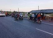 Chạy xe máy từ TP.HCM và Bình Dương về quê, phát hiện dương tính COVID-19