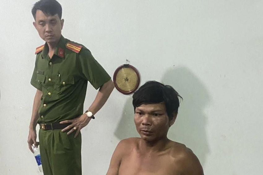 Bước đầu, Sắc đã thừa nhận gây ra cái chết cho nạn nhân. Ảnh: TT Bước đầu, Sắc đã thừa nhận gây ra cái chết cho nạn nhân. Ảnh: TT