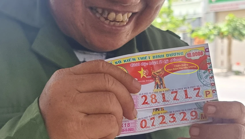 12 triệu tờ vé số tuyên truyền sai lịch sử do nhầm lẫn. Ảnh: LÊ ÁNH 12 triệu tờ vé số tuyên truyền sai lịch sử do nhầm lẫn. Ảnh: LÊ ÁNH