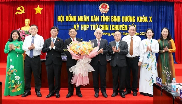 Ông Nguyễn Văn Lộc trúng cử chức danh Chủ tịch HĐND tỉnh Bình Dương. Ảnh: LA Ông Nguyễn Văn Lộc trúng cử chức danh Chủ tịch HĐND tỉnh Bình Dương. Ảnh: LA